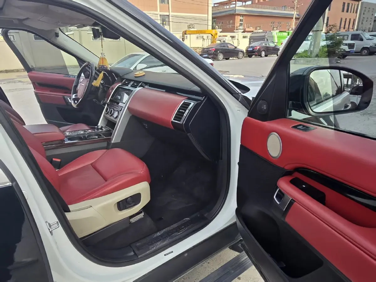 2017 Land Rover Discovery 3.0T 340HP V6 8AT,autocango,china used car exporter,china ev exporter,chinese used car exporter,chinese used ev exporter