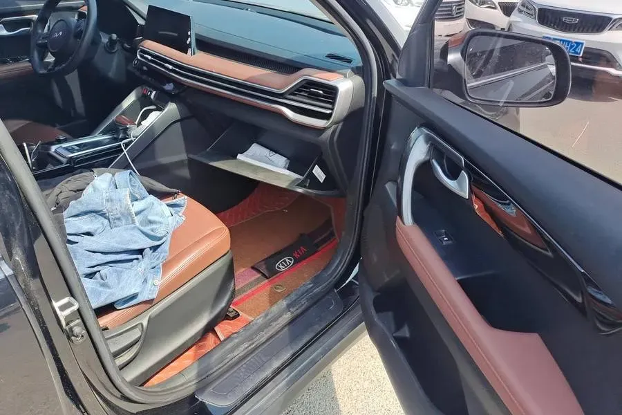 2021 Kia Sportage R 2.0L 161HP L4 6AT,autocango,china used car exporter,china ev exporter,chinese used car exporter,chinese used ev exporter