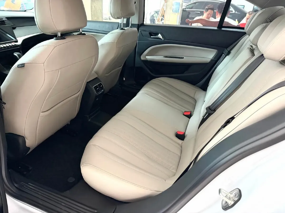 2024 Peugeot 408 1.5T 173HP L4 6AT,autocango,china used car exporter,china ev exporter,chinese used car exporter,chinese used ev exporter