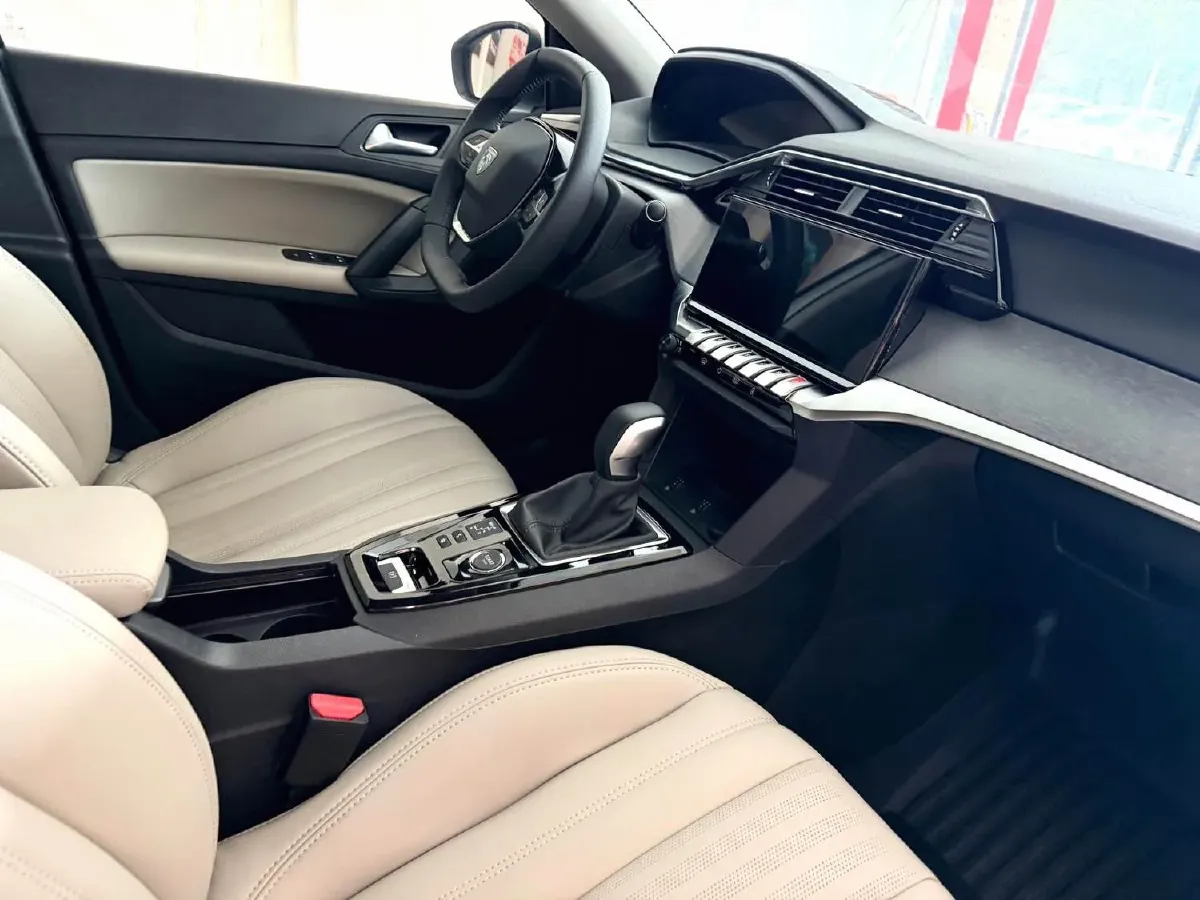 2024 Peugeot 408 1.5T 173HP L4 6AT,autocango,china used car exporter,china ev exporter,chinese used car exporter,chinese used ev exporter