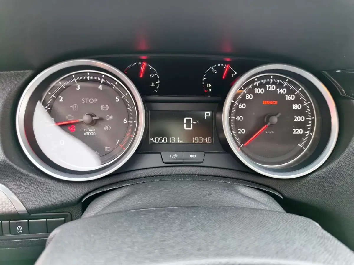 2022 Peugeot 408 1.6T 170HP L4 6AT,autocango,china used car exporter,china ev exporter,chinese used car exporter,chinese used ev exporter