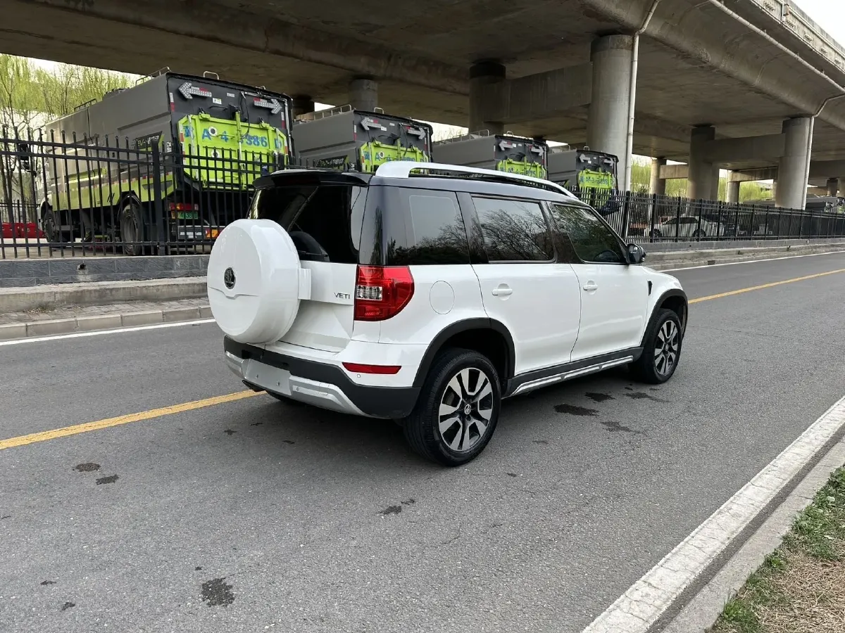 2017 Skoda Yeti 1.8T 160HP L4 6DCT,autocango,china used car exporter,china ev exporter,chinese used car exporter,chinese used ev exporter