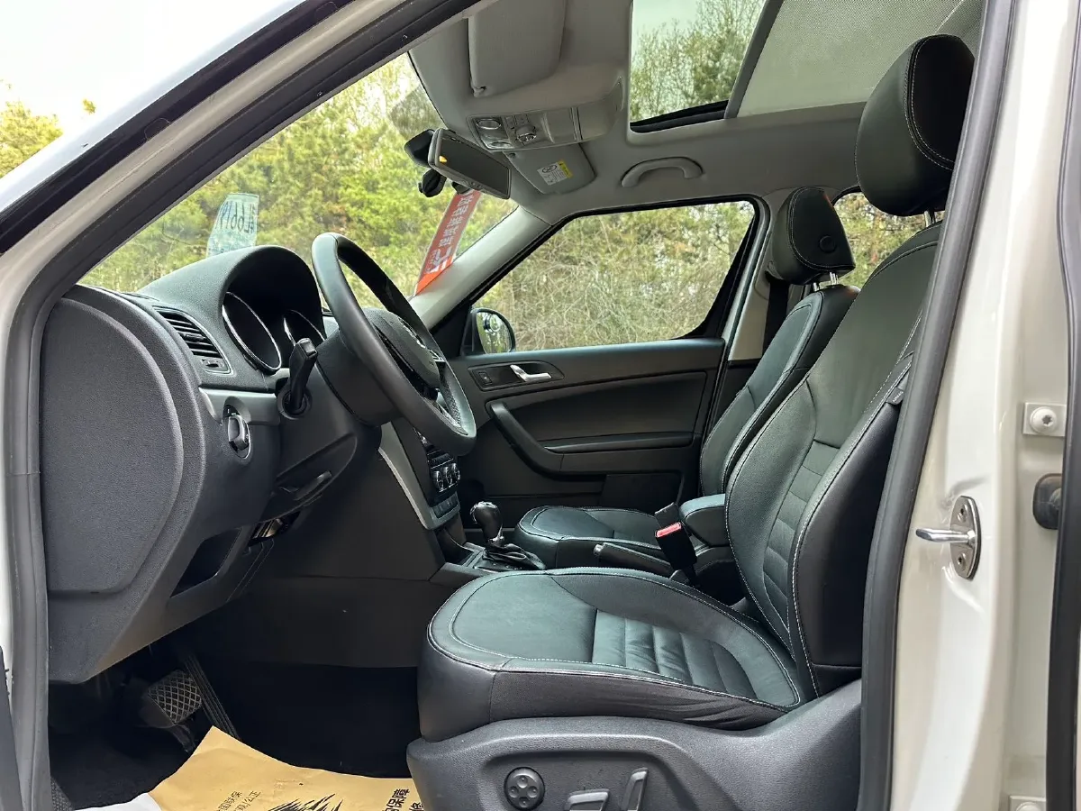 2017 Skoda Yeti 1.8T 160HP L4 6DCT,autocango,china used car exporter,china ev exporter,chinese used car exporter,chinese used ev exporter