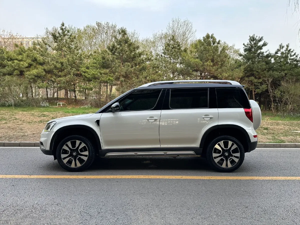 2017 Skoda Yeti 1.8T 160HP L4 6DCT,autocango,china used car exporter,china ev exporter,chinese used car exporter,chinese used ev exporter