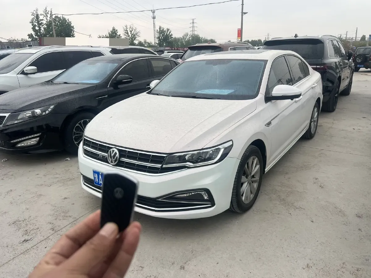 2019 Roewe RX5 MAX 2.0T 231HP L4 6DCT,autocango,china used car exporter,china ev exporter,chinese used car exporter,chinese used ev exporter