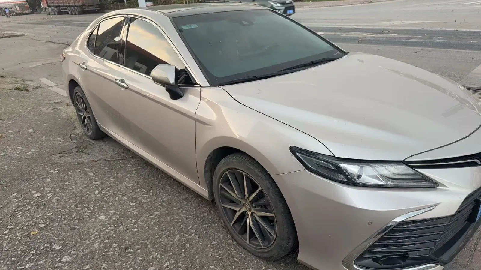 2021 Toyota Camry 2.5L 209HP L4 8AT,autocango,china used car exporter,china ev exporter,chinese used car exporter,chinese used ev exporter