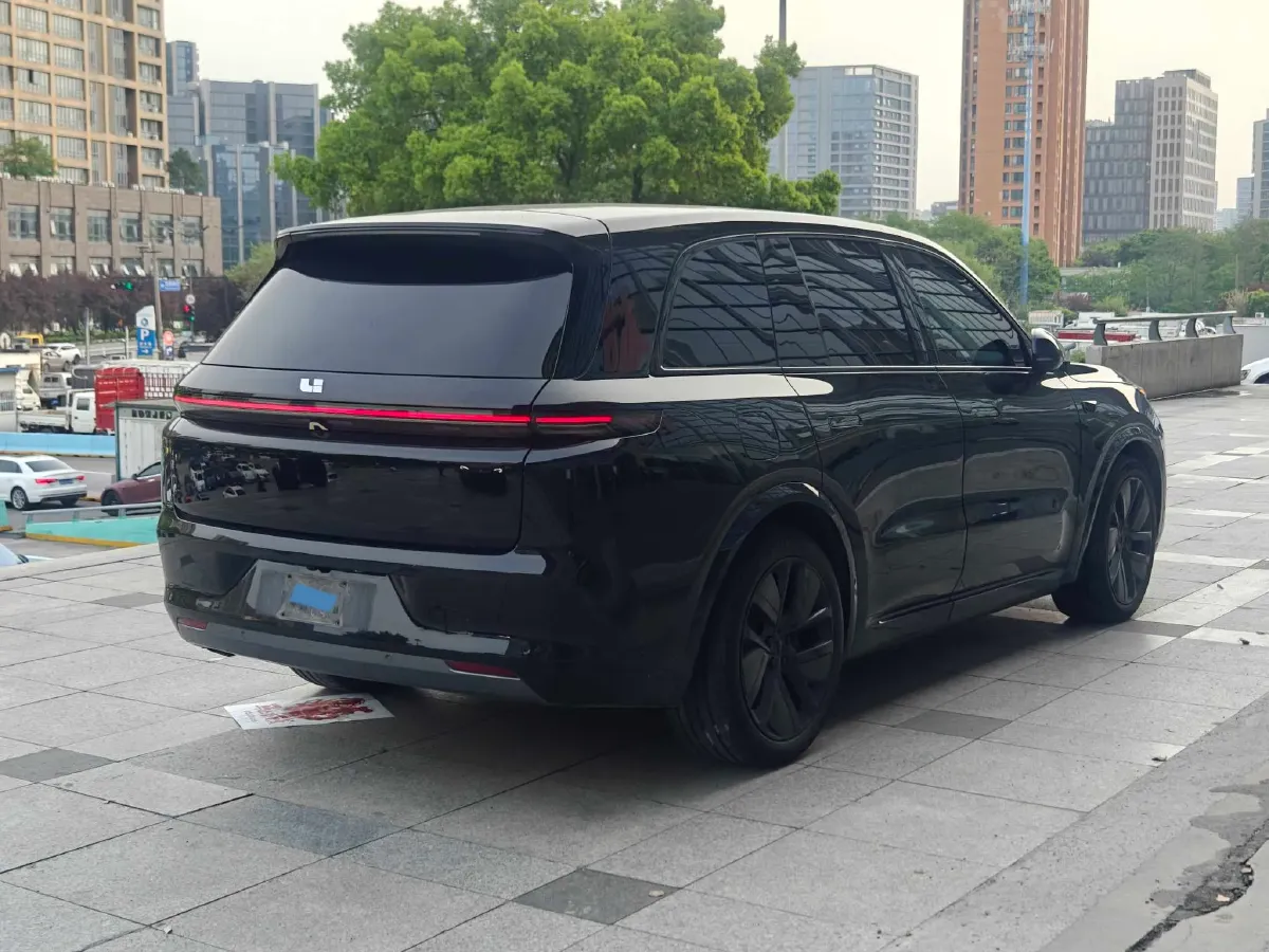 2024 Ford Bronco 2.3T 275HP L4 10AT,autocango,china used car exporter,china ev exporter,chinese used car exporter,chinese used ev exporter