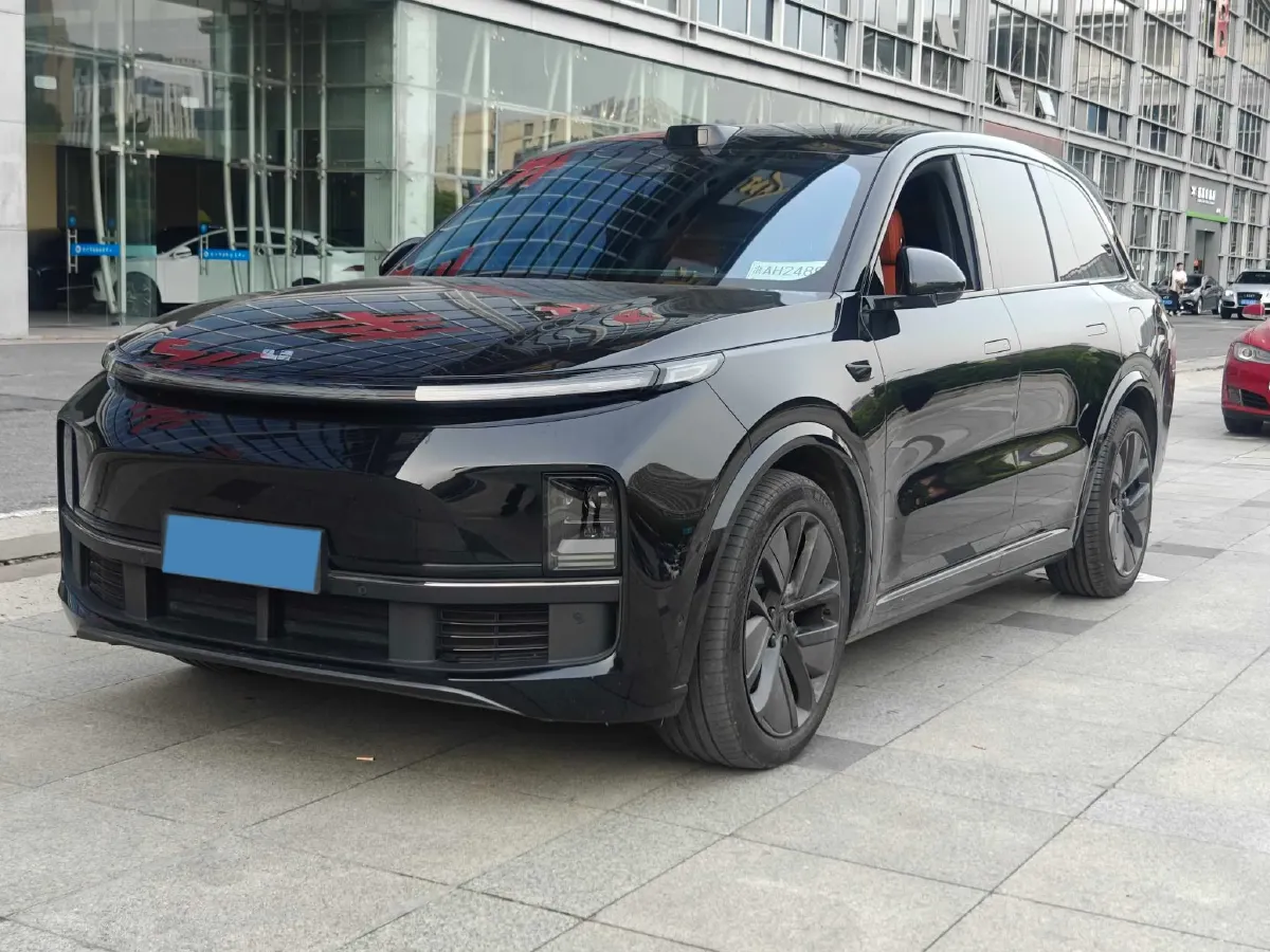 2024 Ford Bronco 2.3T 275HP L4 10AT,autocango,china used car exporter,china ev exporter,chinese used car exporter,chinese used ev exporter