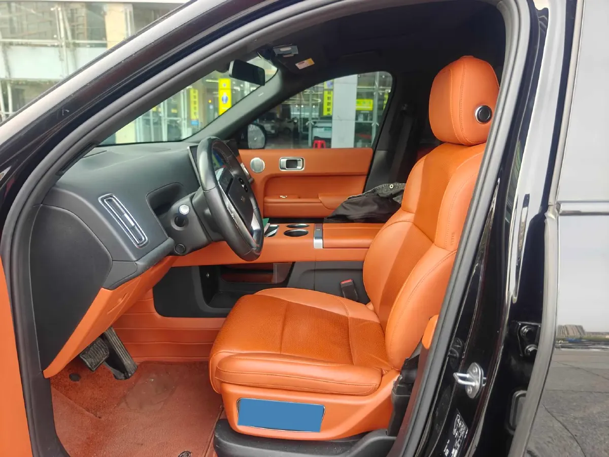 2024 Ford Bronco 2.3T 275HP L4 10AT,autocango,china used car exporter,china ev exporter,chinese used car exporter,chinese used ev exporter