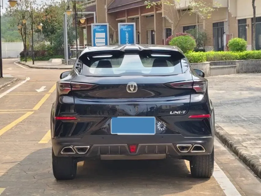 2020 ChangAn UNI-T 1.5T 180HP L4 7DCT,autocango,china used car exporter,china ev exporter,chinese used car exporter,chinese used ev exporter