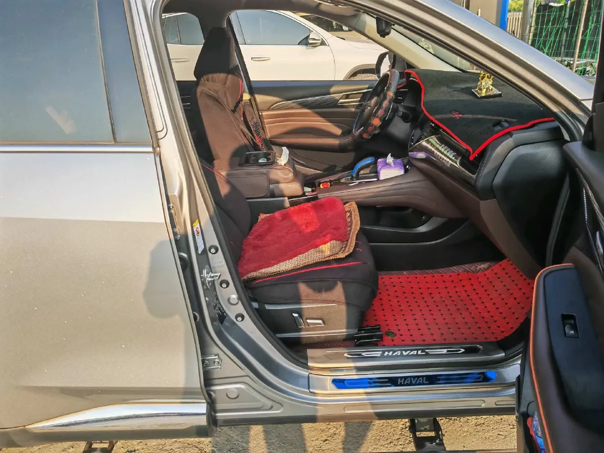 2020 Haval F7 1.5T 169HP L4 7DCT,autocango,china used car exporter,china ev exporter,chinese used car exporter,chinese used ev exporter