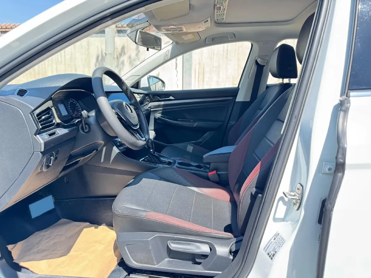 2021 Volkswagen Bora 1.5L 113HP L4 6AT,autocango,china used car exporter,china ev exporter,chinese used car exporter,chinese used ev exporter