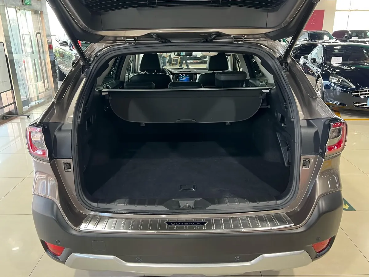 2021 Subaru Outback 2.5L 169HP H4 CVT,autocango,china used car exporter,china ev exporter,chinese used car exporter,chinese used ev exporter