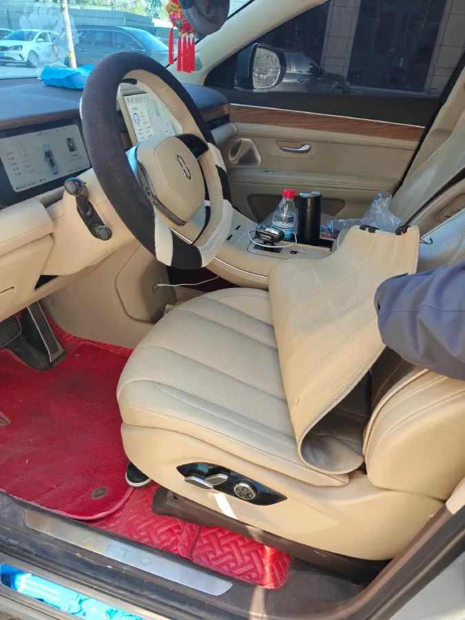 2024 AITO AITO M7 1.5T 152HP L4 REEV 40KWH,autocango,china used car exporter,china ev exporter,chinese used car exporter,chinese used ev exporter