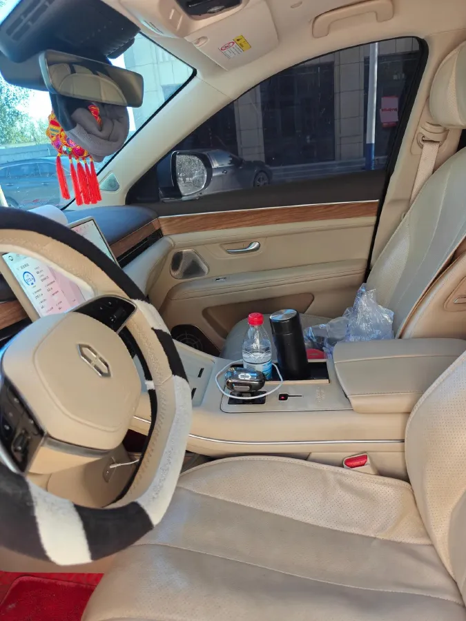 2024 AITO AITO M7 1.5T 152HP L4 REEV 40KWH,autocango,china used car exporter,china ev exporter,chinese used car exporter,chinese used ev exporter