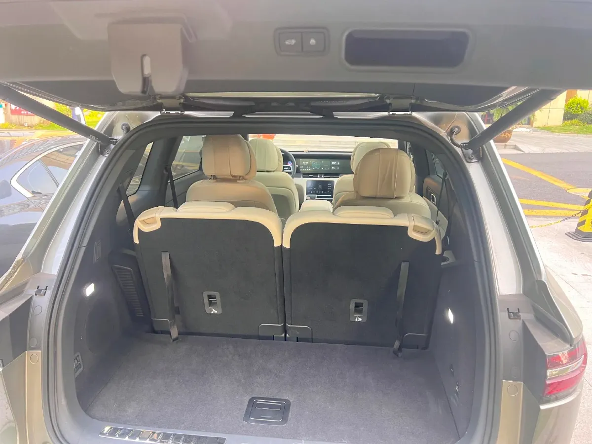 2021 Li ONE Range Extended 131HP REEV 40.5KWH,autocango,china used car exporter,china ev exporter,chinese used car exporter,chinese used ev exporter