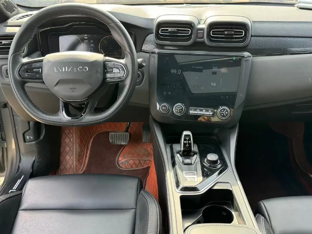 2022 LYNK&CO 02 Hatchback 2.0T 190HP L4 7DCT,autocango,china used car exporter,china ev exporter,chinese used car exporter,chinese used ev exporter