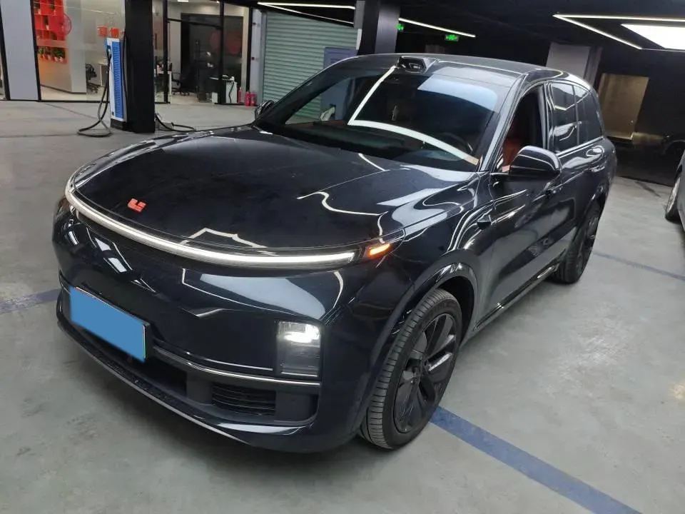 2024 Ford Bronco 2.3T 275HP L4 10AT,autocango,china used car exporter,china ev exporter,chinese used car exporter,chinese used ev exporter