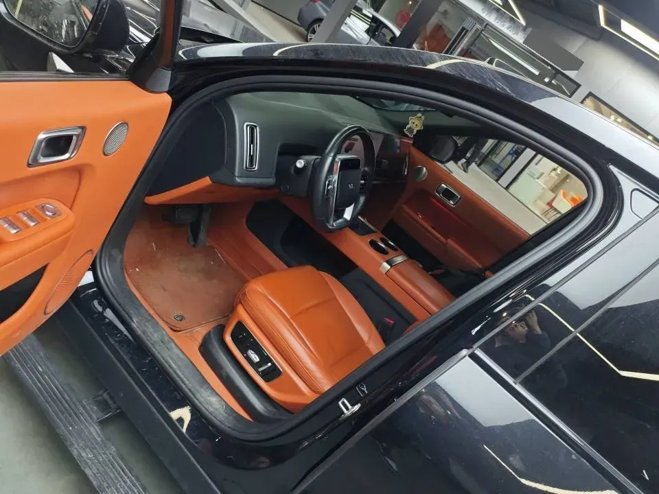 2024 Ford Bronco 2.3T 275HP L4 10AT,autocango,china used car exporter,china ev exporter,chinese used car exporter,chinese used ev exporter