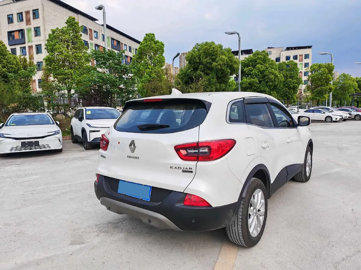 2017 Renault Kadjar 2.0L 150HP L4 CVT,autocango,china used car exporter,china ev exporter,chinese used car exporter,chinese used ev exporter