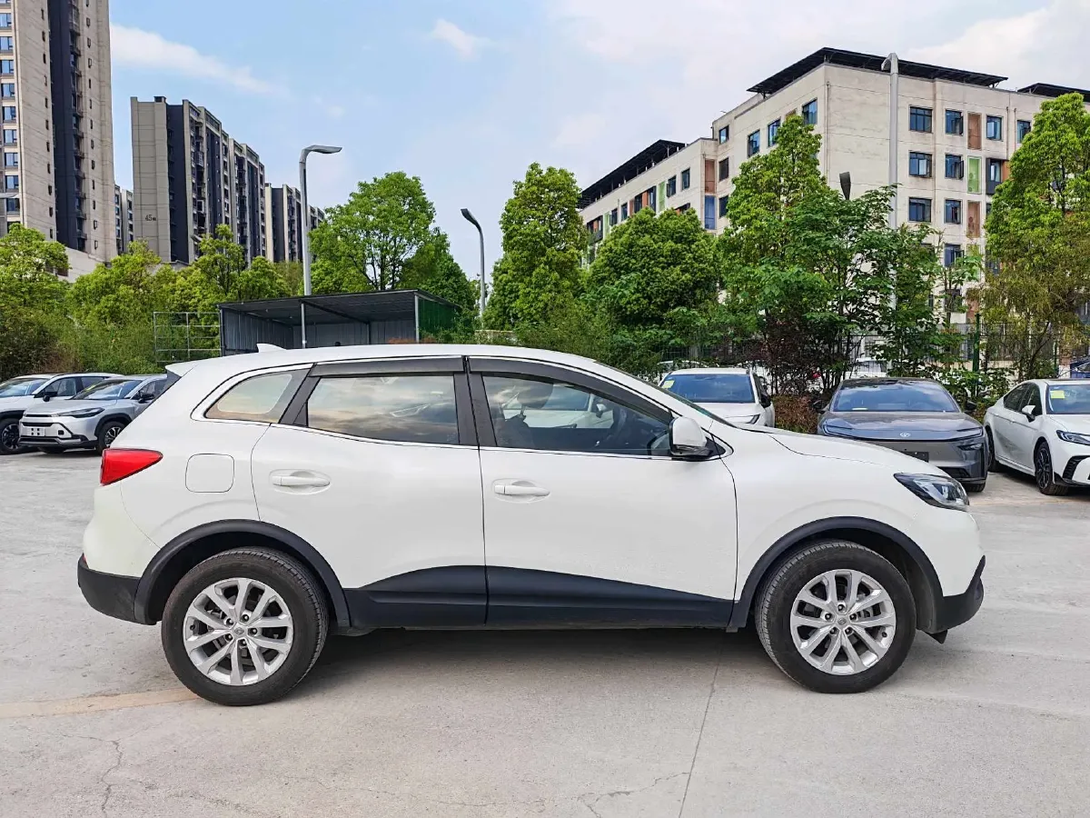 2017 Renault Kadjar 2.0L 150HP L4 CVT,autocango,china used car exporter,china ev exporter,chinese used car exporter,chinese used ev exporter