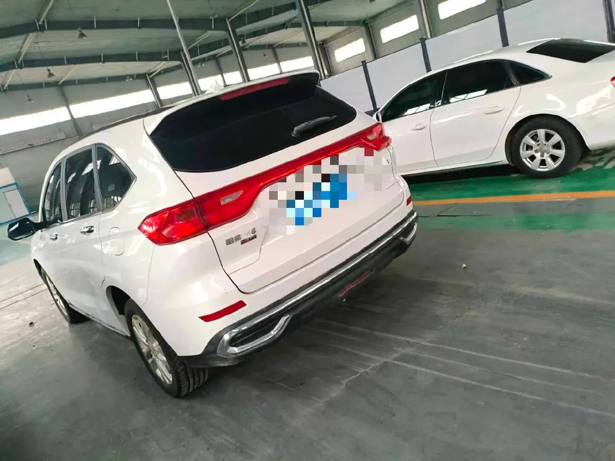 2021 Haval M6 1.5T 150HP L4 7DCT,autocango,china used car exporter,china ev exporter,chinese used car exporter,chinese used ev exporter