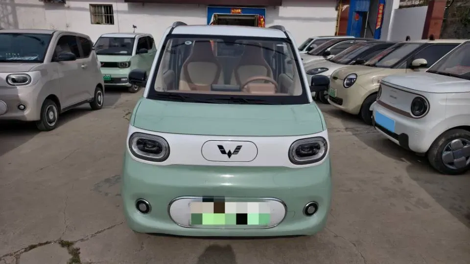 2024 WuLing HongGuang MINI EV BEV 17.3KWH,autocango,china used car exporter,china ev exporter,chinese used car exporter,chinese used ev exporter
