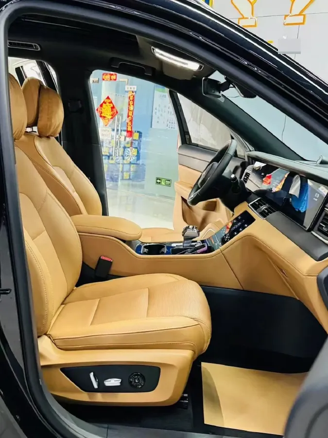 2021 Li ONE Range Extended 131HP REEV 40.5KWH,autocango,china used car exporter,china ev exporter,chinese used car exporter,chinese used ev exporter