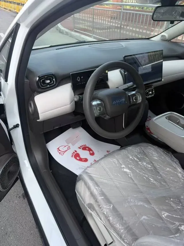 2025 Aion AION UT BEV,autocango,china used car exporter,china ev exporter,chinese used car exporter,chinese used ev exporter