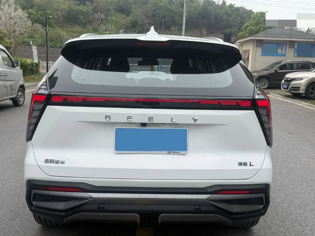 2023 Geely StarRay 1.5T 181HP L4 7DCT,autocango,china used car exporter,china ev exporter,chinese used car exporter,chinese used ev exporter