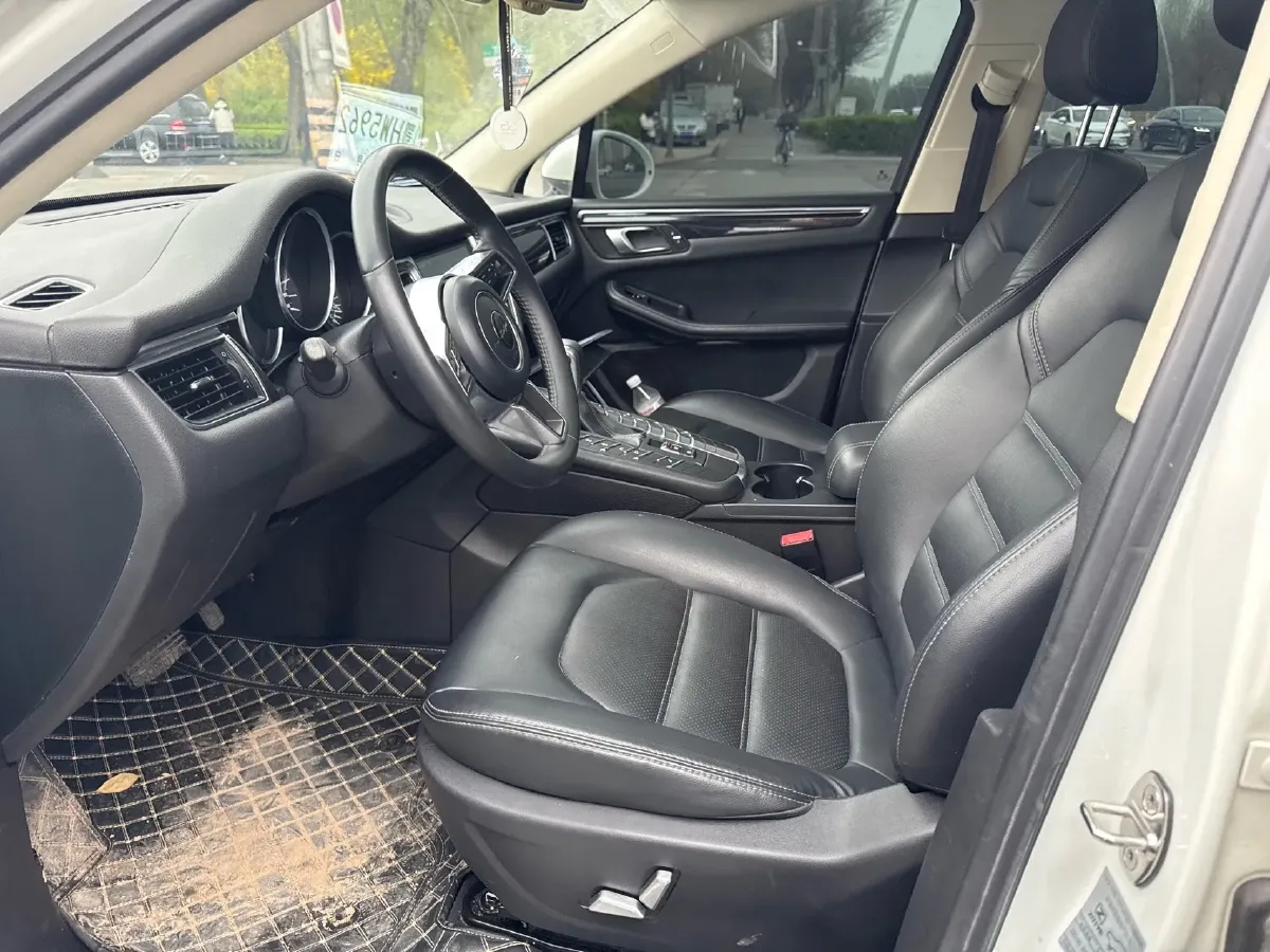 2017 Zotye SR9 2.0T 190HP L4 6DCT,autocango,china used car exporter,china ev exporter,chinese used car exporter,chinese used ev exporter