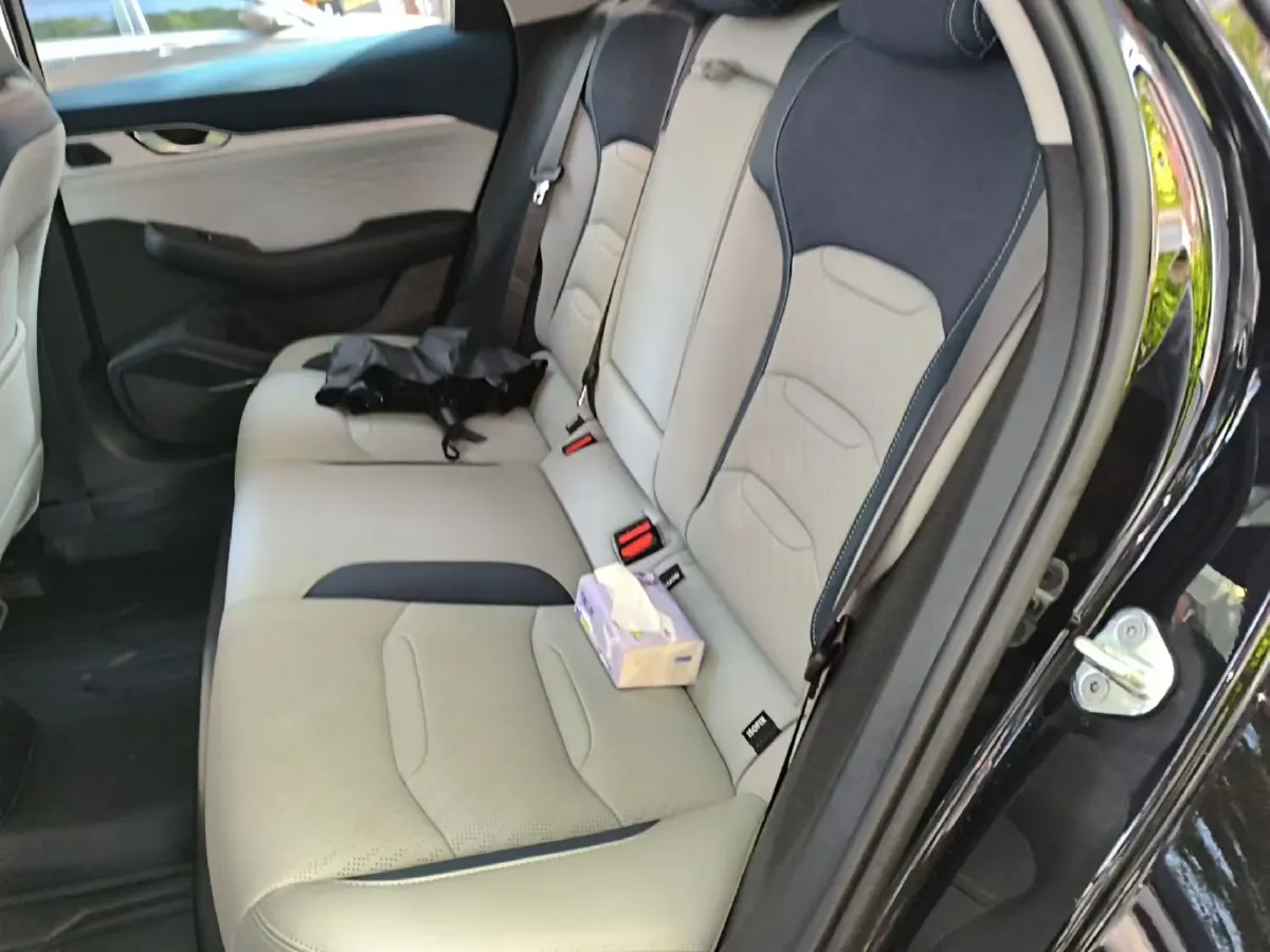 2023 Geely Preface 2.0T 190HP L4 7DCT,autocango,china used car exporter,china ev exporter,chinese used car exporter,chinese used ev exporter