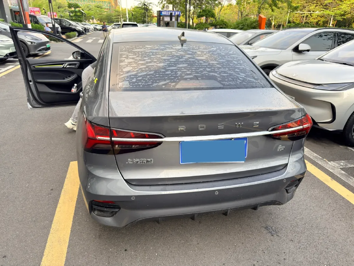 2021 Roewe i5 1.5L 120HP L4 CVT,autocango,china used car exporter,china ev exporter,chinese used car exporter,chinese used ev exporter
