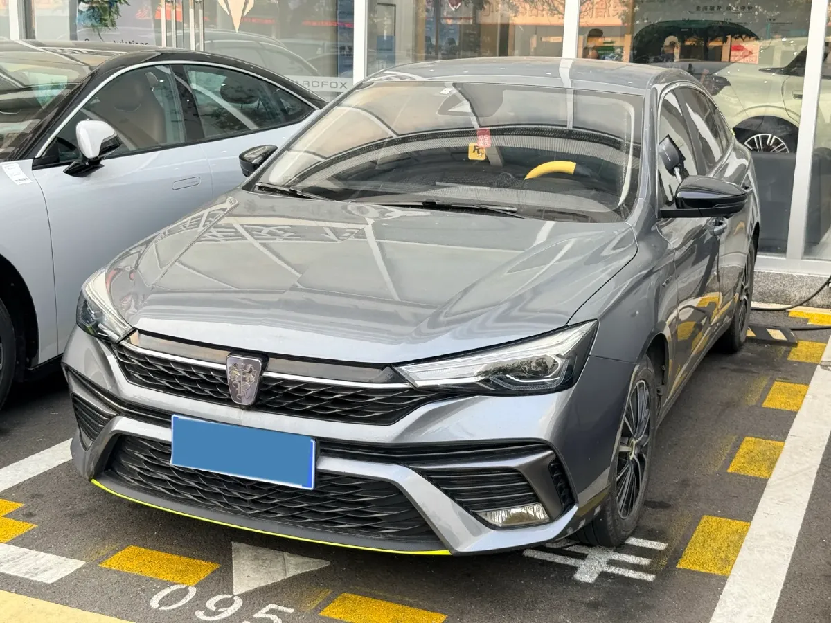 2021 Roewe i5 1.5L 120HP L4 CVT,autocango,china used car exporter,china ev exporter,chinese used car exporter,chinese used ev exporter