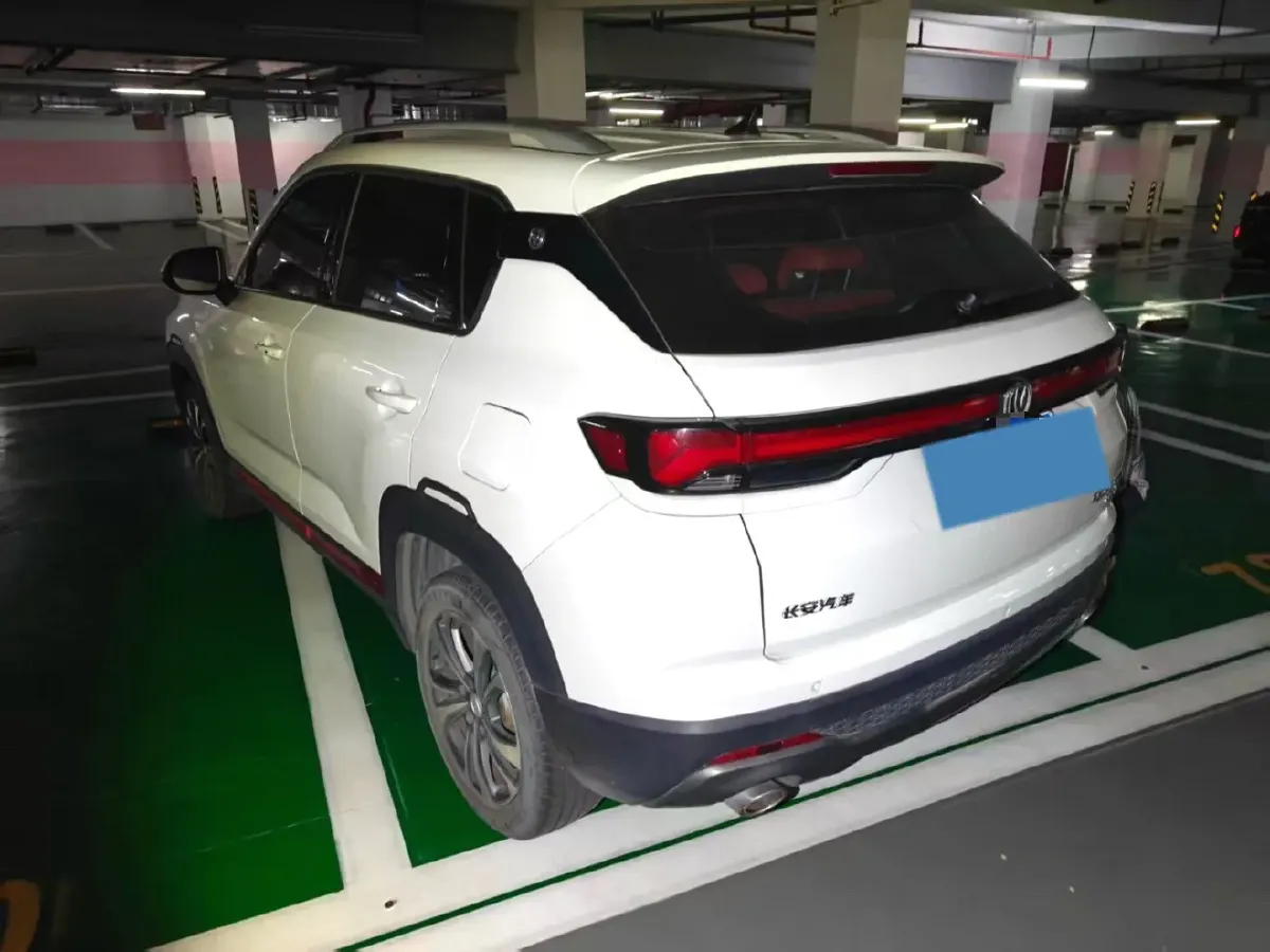 2023 ChangAn CS35 Plus 1.4T 160HP L4 7DCT,autocango,china used car exporter,china ev exporter,chinese used car exporter,chinese used ev exporter