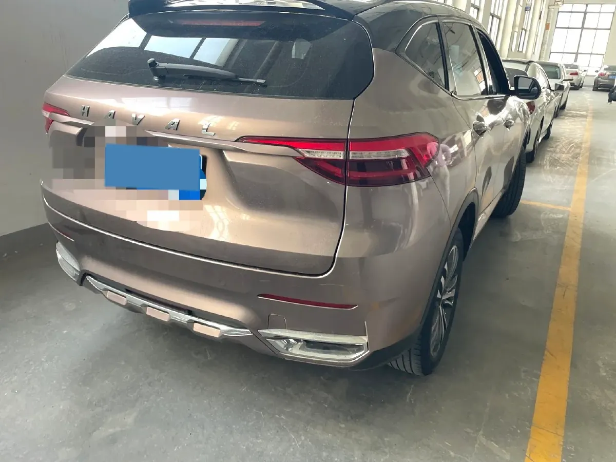 2020 Haval F7 2.0T 224HP L4 7DCT,autocango,china used car exporter,china ev exporter,chinese used car exporter,chinese used ev exporter