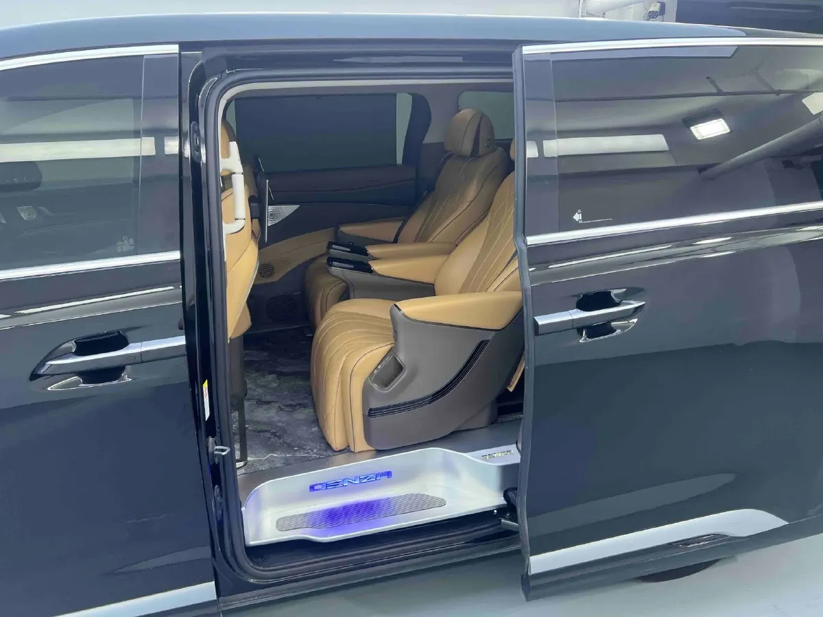 2022 Honda Odyssey 2.0L 146HP L4 E-CVT Hybrid,autocango,china used car exporter,china ev exporter,chinese used car exporter,chinese used ev exporter