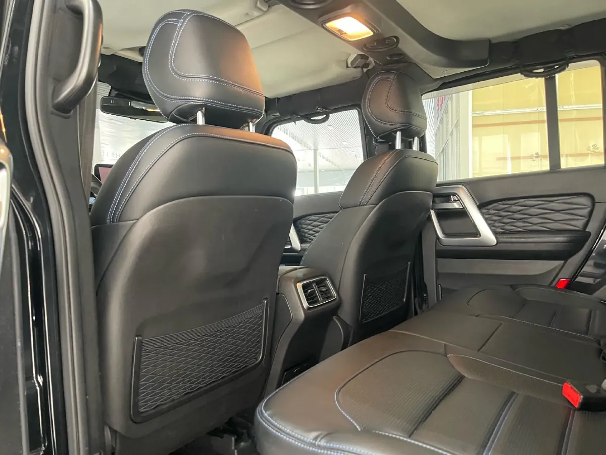 2019 Beijing BJ40 2.3T 231HP L4 6AT,autocango,china used car exporter,china ev exporter,chinese used car exporter,chinese used ev exporter