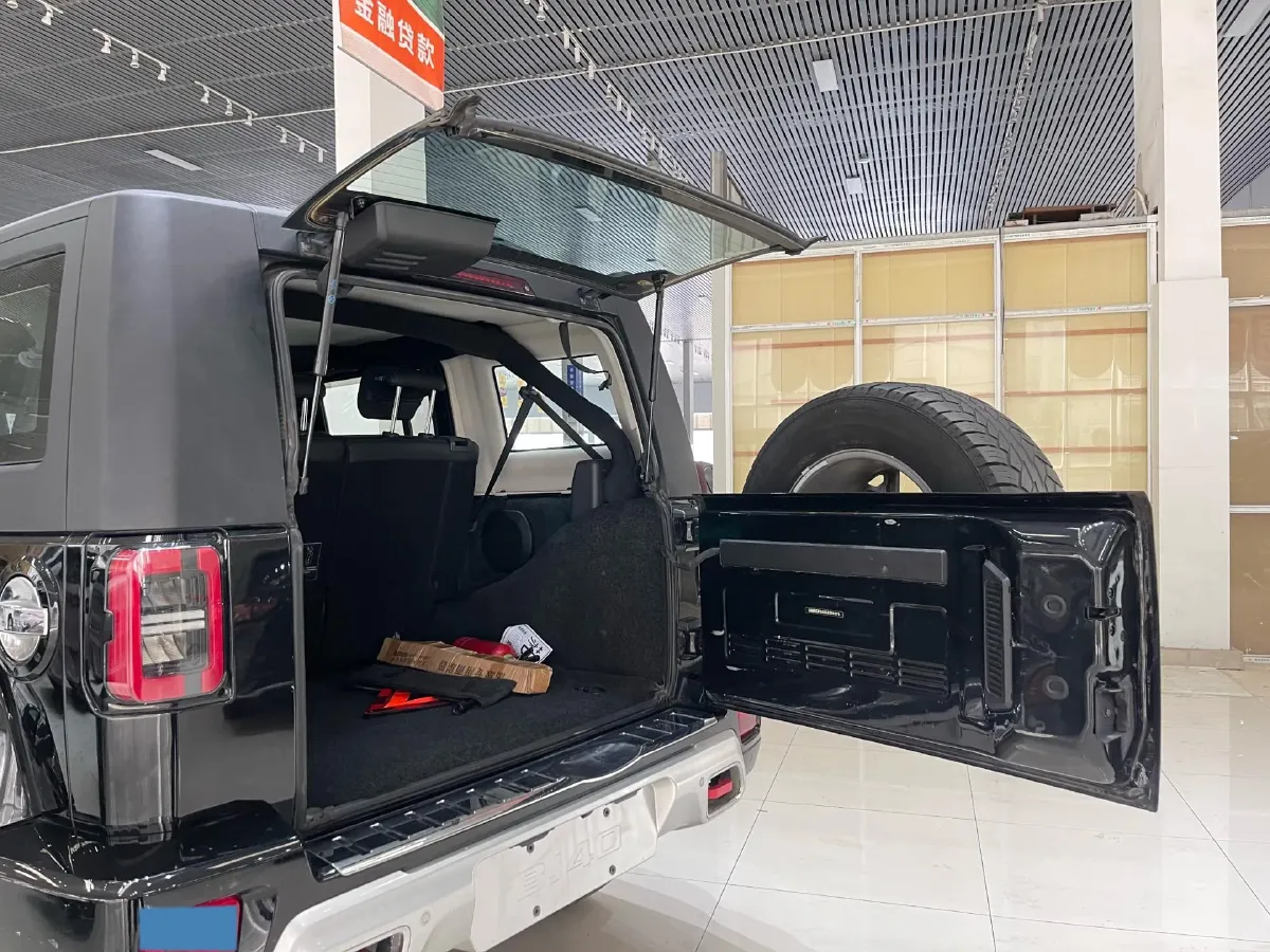 2019 Beijing BJ40 2.3T 231HP L4 6AT,autocango,china used car exporter,china ev exporter,chinese used car exporter,chinese used ev exporter