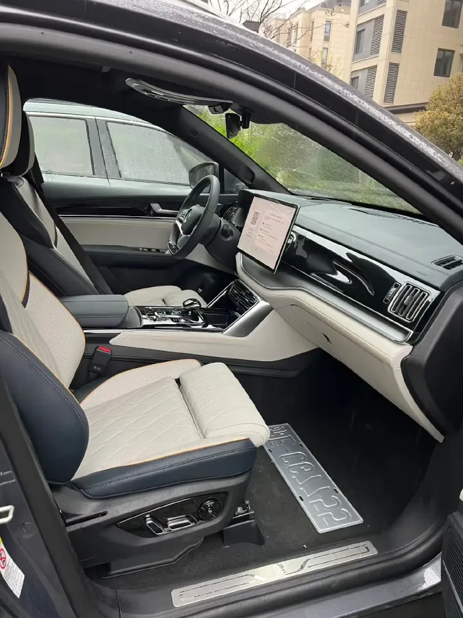 2022 Lincoln Z 2.0T 246HP L4 8AT,autocango,china used car exporter,china ev exporter,chinese used car exporter,chinese used ev exporter