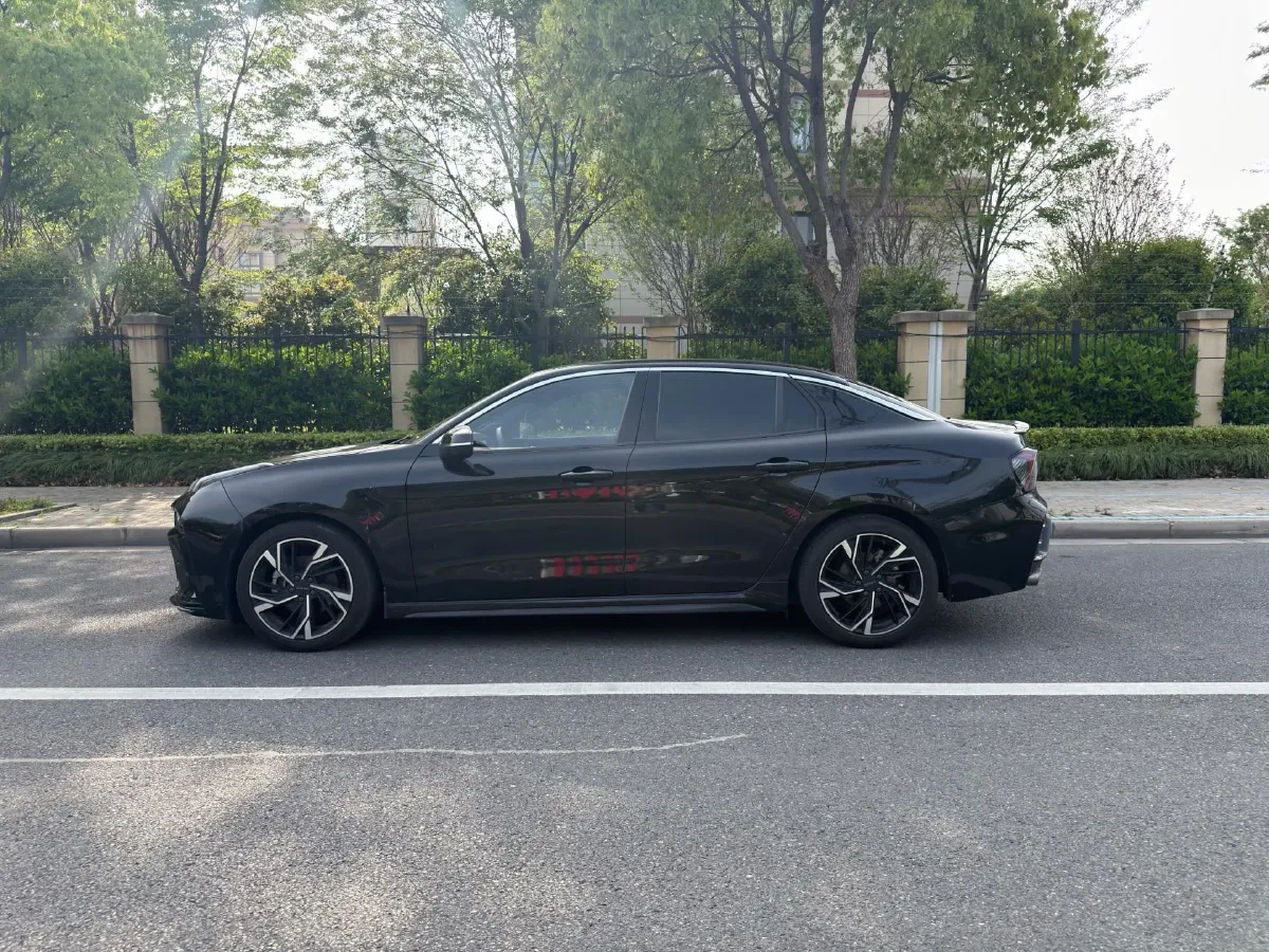 2023 MAXUS G50 1.5T 181HP L4 7DCT,autocango,china used car exporter,china ev exporter,chinese used car exporter,chinese used ev exporter