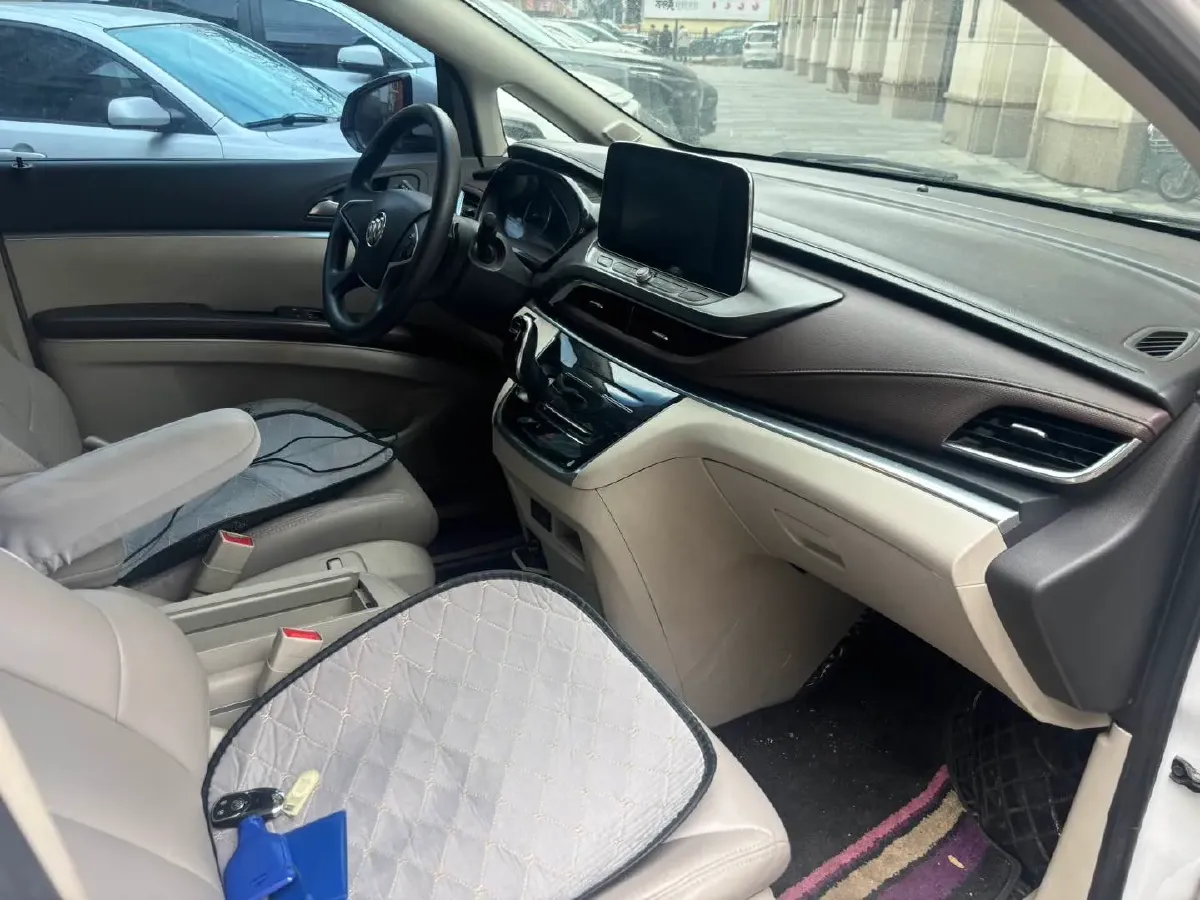 2021 Buick GL8 2.0T 237HP L4 9AT,autocango,china used car exporter,china ev exporter,chinese used car exporter,chinese used ev exporter