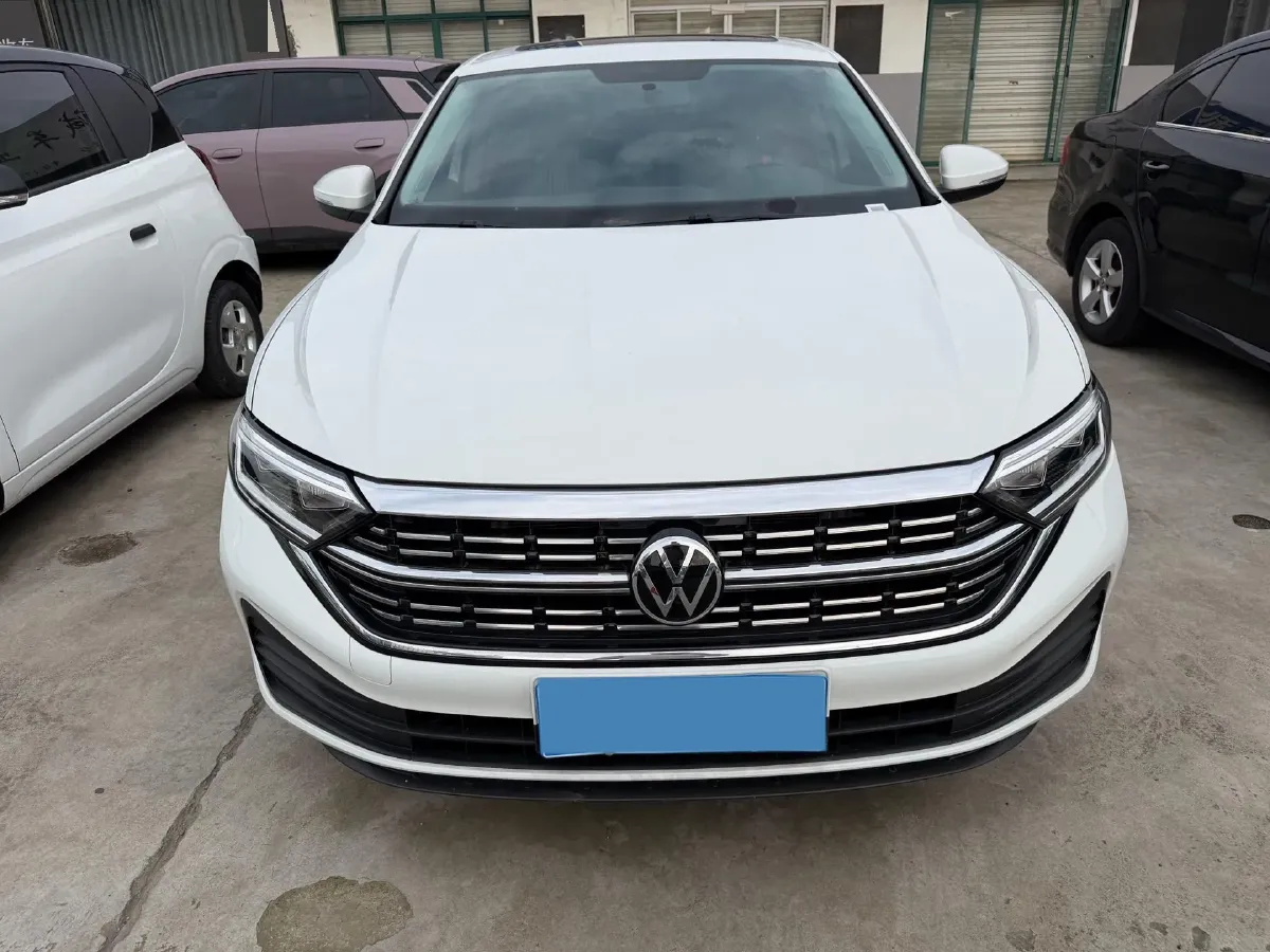 2023 Volkswagen Sagitar 1.2T 116HP L4 7DCT,autocango,china used car exporter,china ev exporter,chinese used car exporter,chinese used ev exporter