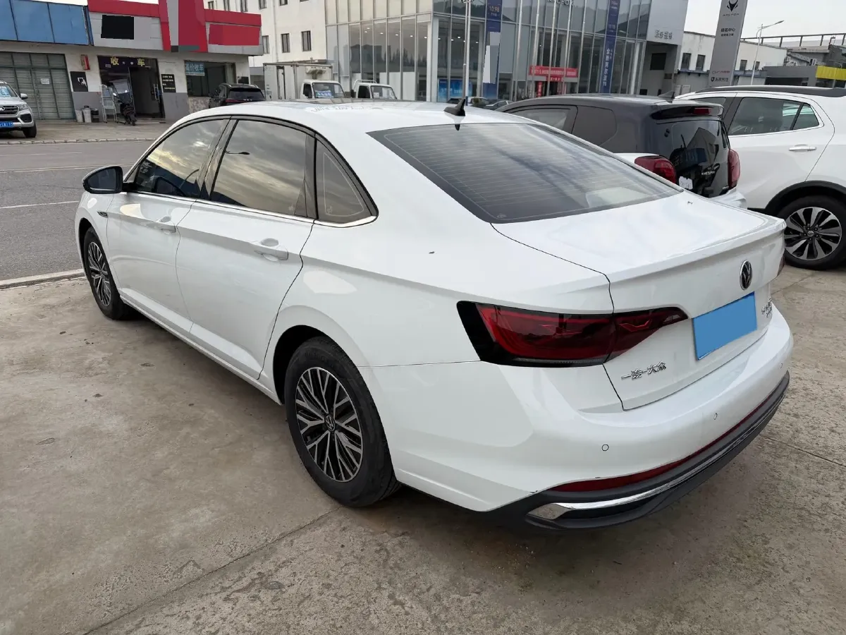 2023 Volkswagen Sagitar 1.2T 116HP L4 7DCT,autocango,china used car exporter,china ev exporter,chinese used car exporter,chinese used ev exporter