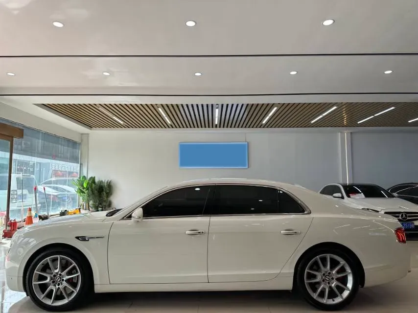 2017 Bentley Flying Spur 4.0T 528HP V8 8AT,autocango,china used car exporter,china ev exporter,chinese used car exporter,chinese used ev exporter