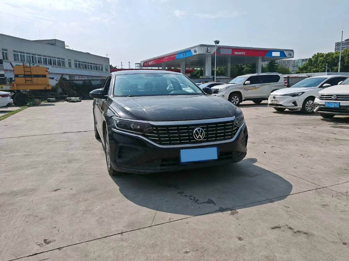 2023 Volkswagen Passat 1.4T 150HP L4 7DCT,autocango,china used car exporter,china ev exporter,chinese used car exporter,chinese used ev exporter