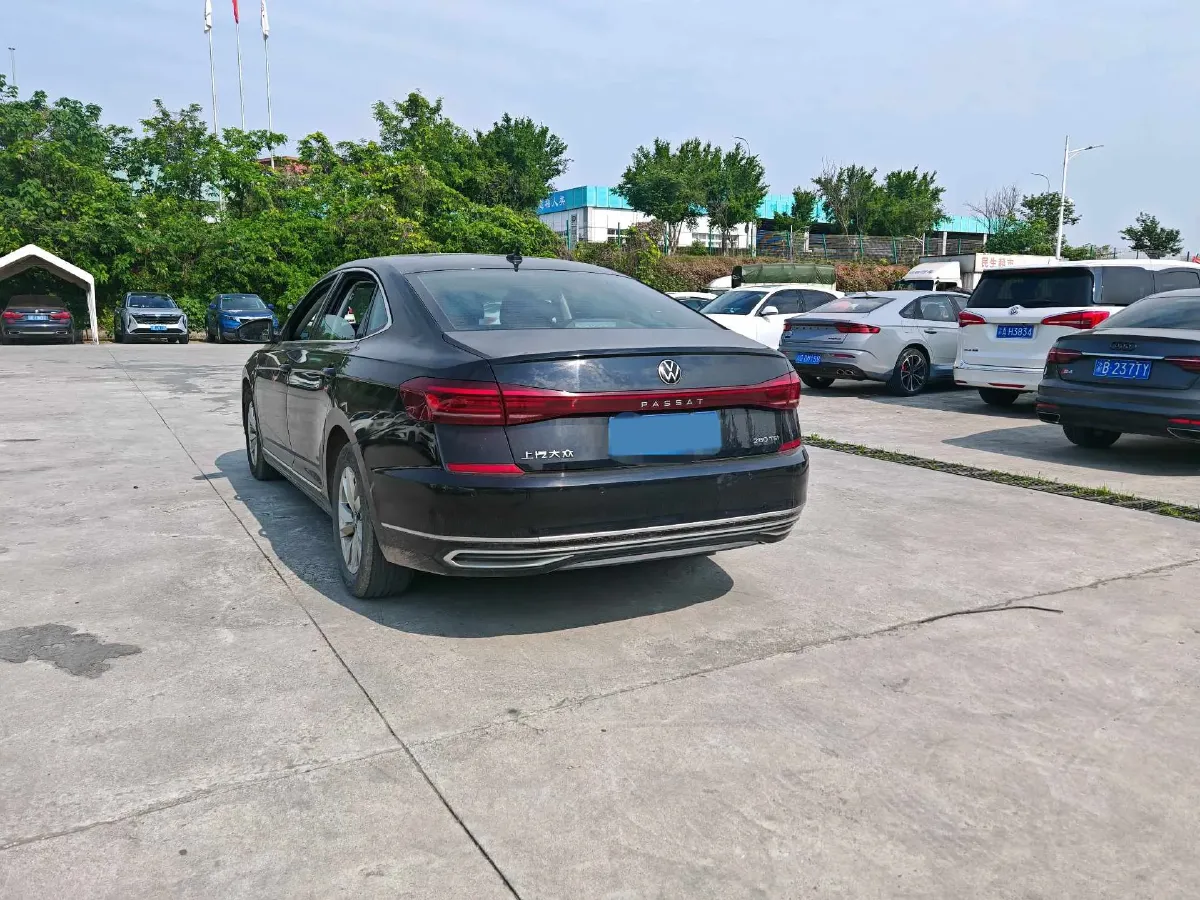 2023 Volkswagen Passat 1.4T 150HP L4 7DCT,autocango,china used car exporter,china ev exporter,chinese used car exporter,chinese used ev exporter