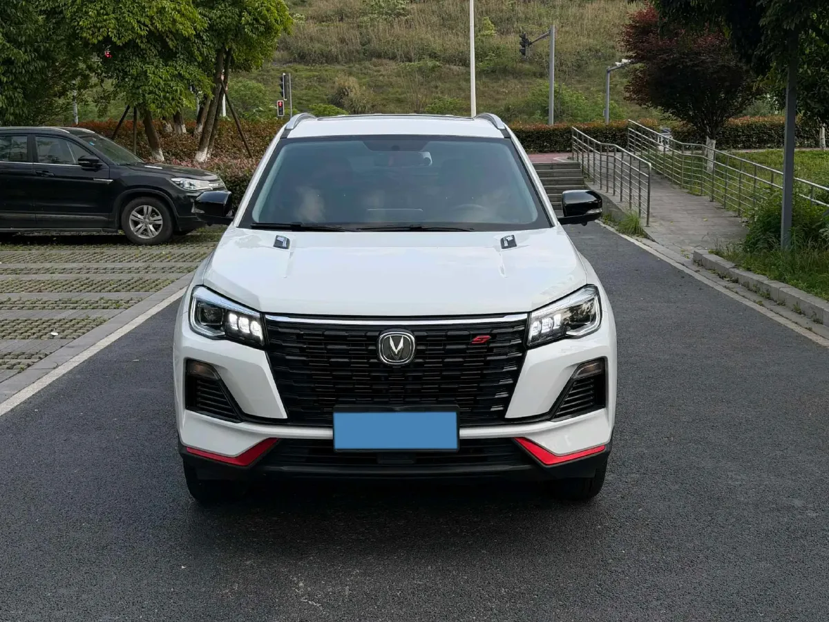 2022 ChangAn CS75 1.5T 180HP L4 7DCT,autocango,china used car exporter,china ev exporter,chinese used car exporter,chinese used ev exporter