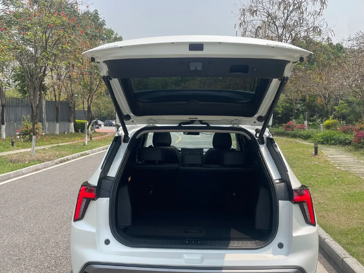 2022 Mitsubishi Airtrek BEV 69.9KWH,autocango,china used car exporter,china ev exporter,chinese used car exporter,chinese used ev exporter