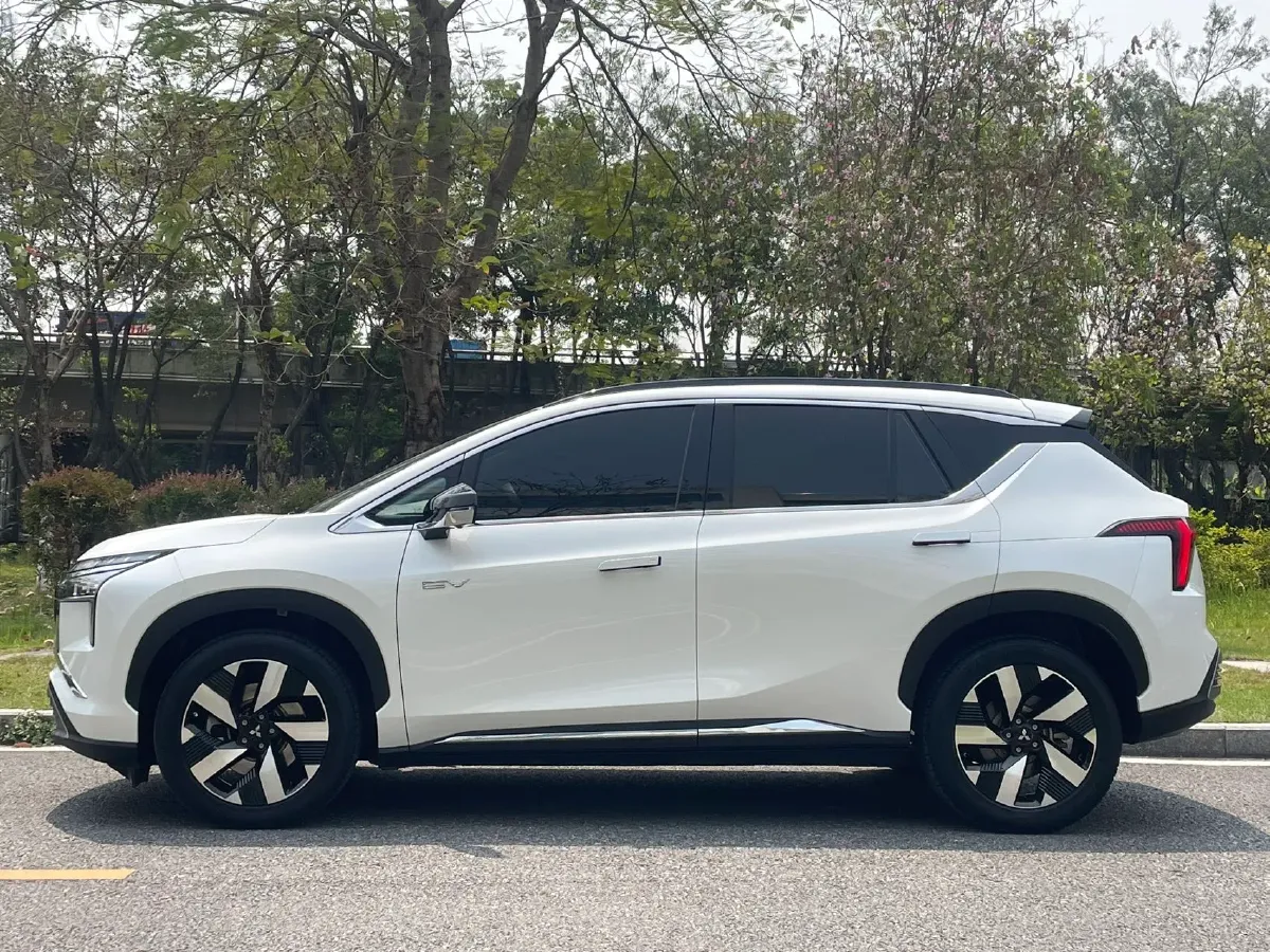 2022 Mitsubishi Airtrek BEV 69.9KWH,autocango,china used car exporter,china ev exporter,chinese used car exporter,chinese used ev exporter